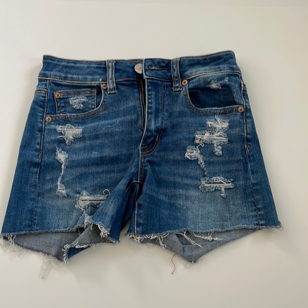 American Eagle |Super Stretch Hi Rise Shorties | Distressed Women Shorts| Size 2